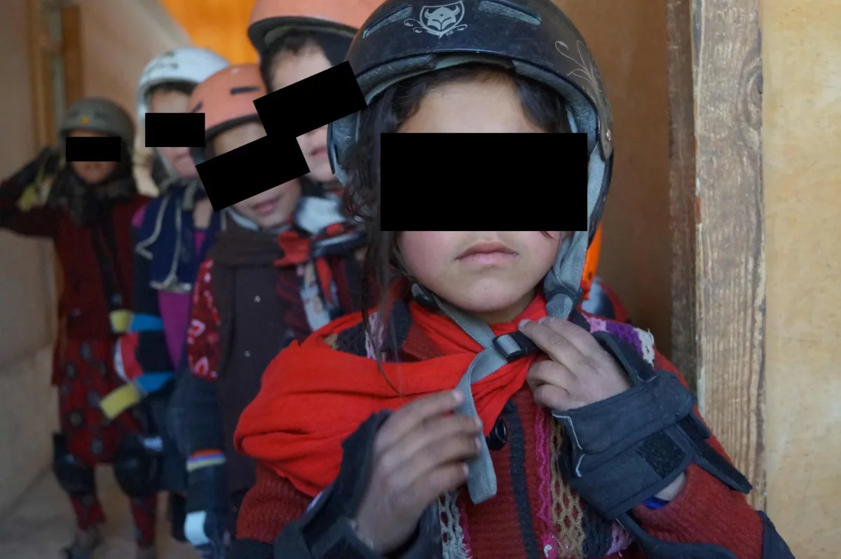 filles skate afghanistan