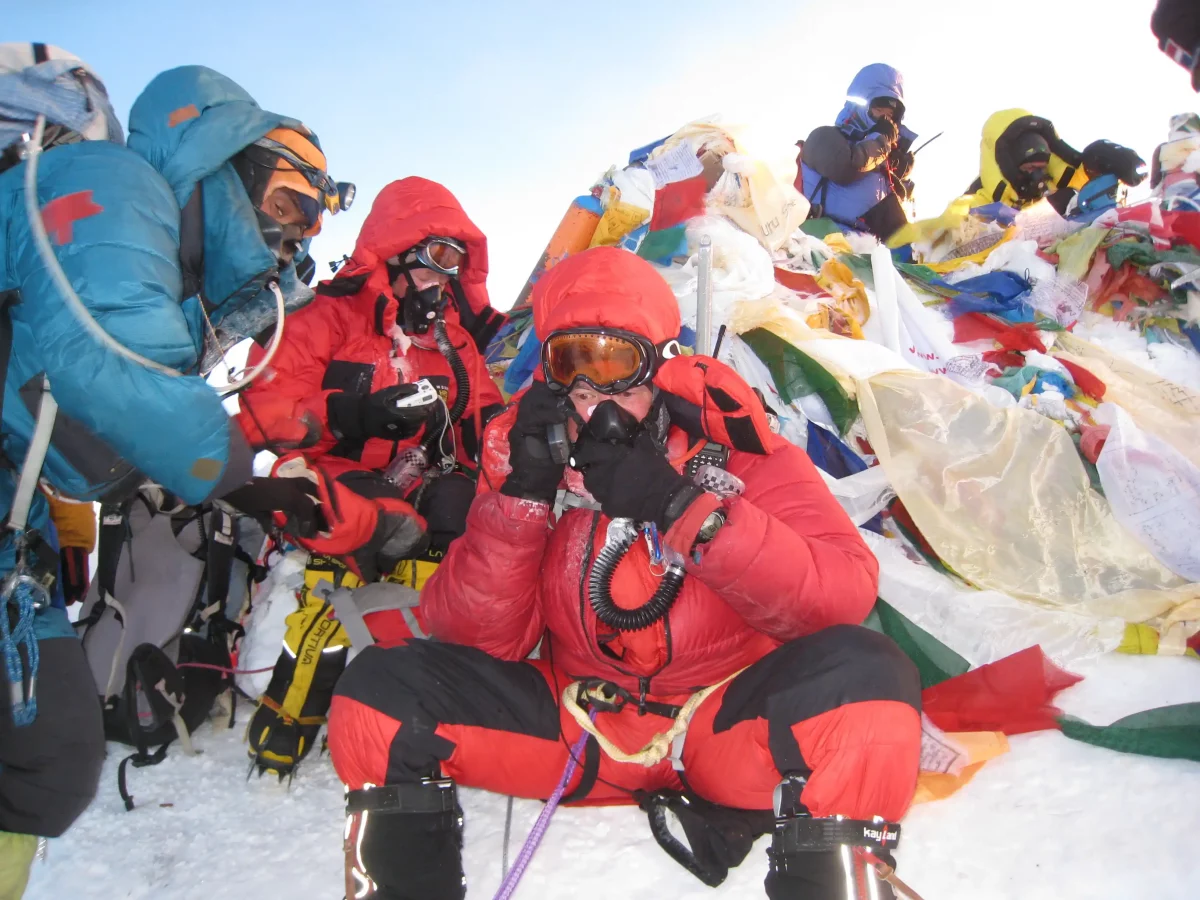 Alpinsistes au sommet de l'Everest