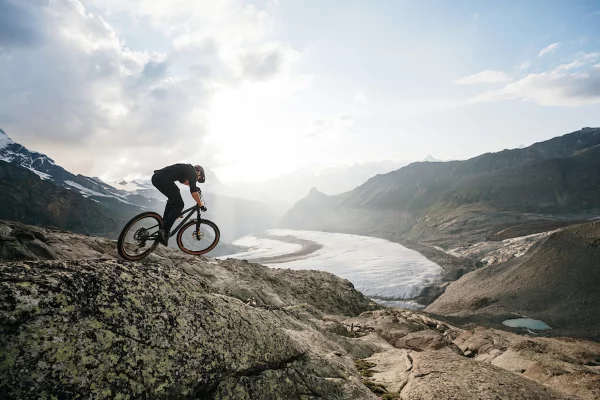 Kilian Bron vtt glacier Suisse