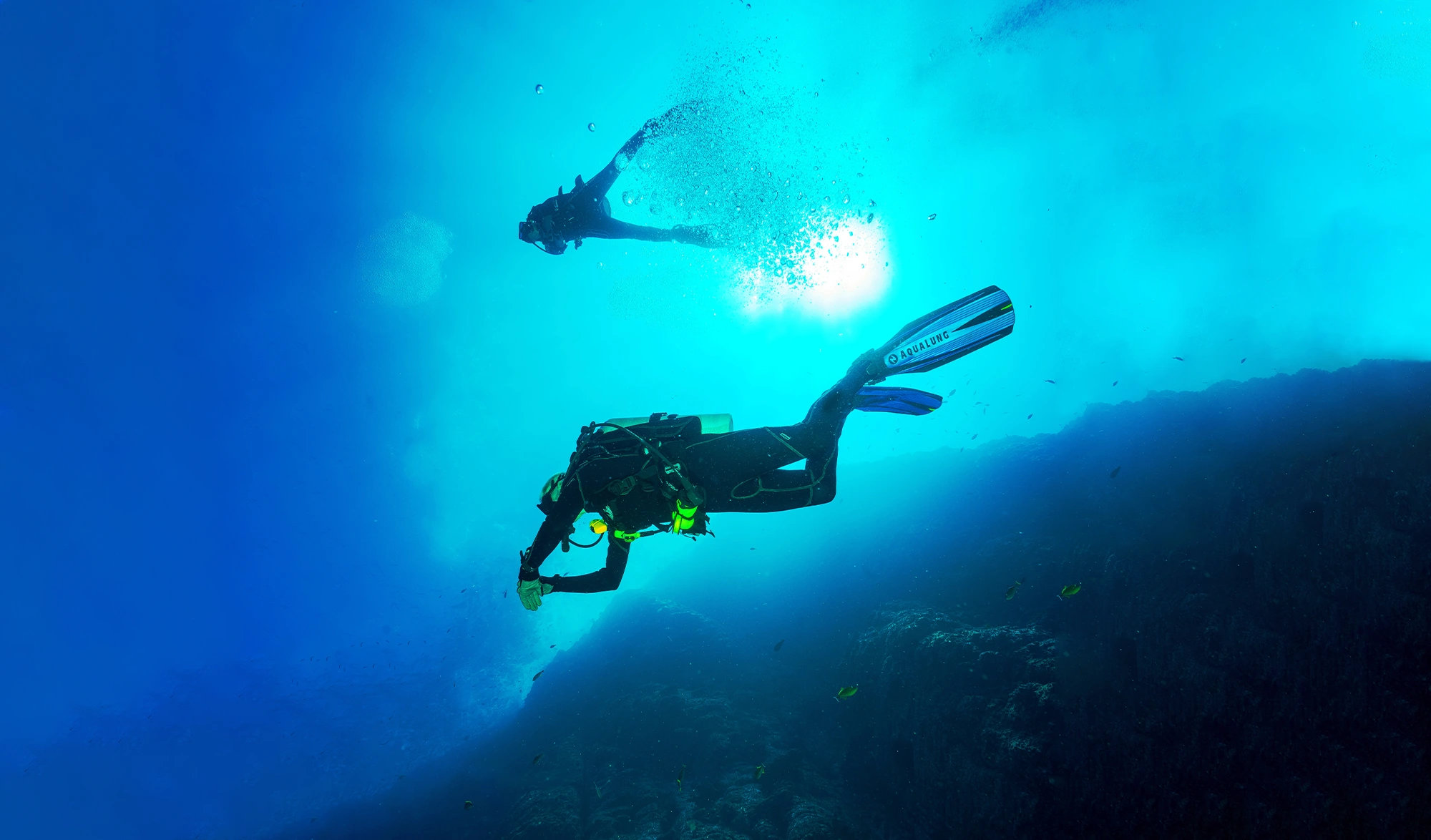 plongeurs sous marins