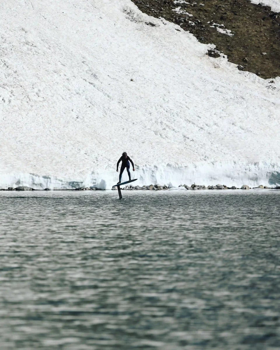 Foil pumping lac montagne