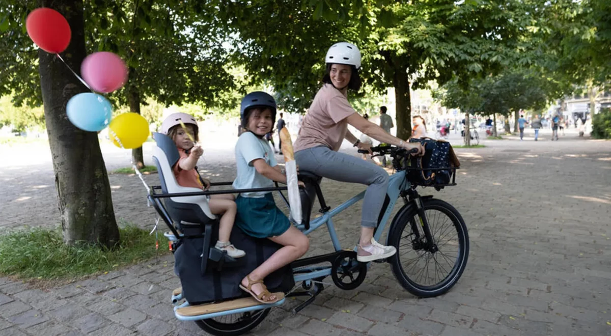 Velo cargo Decathlon famille