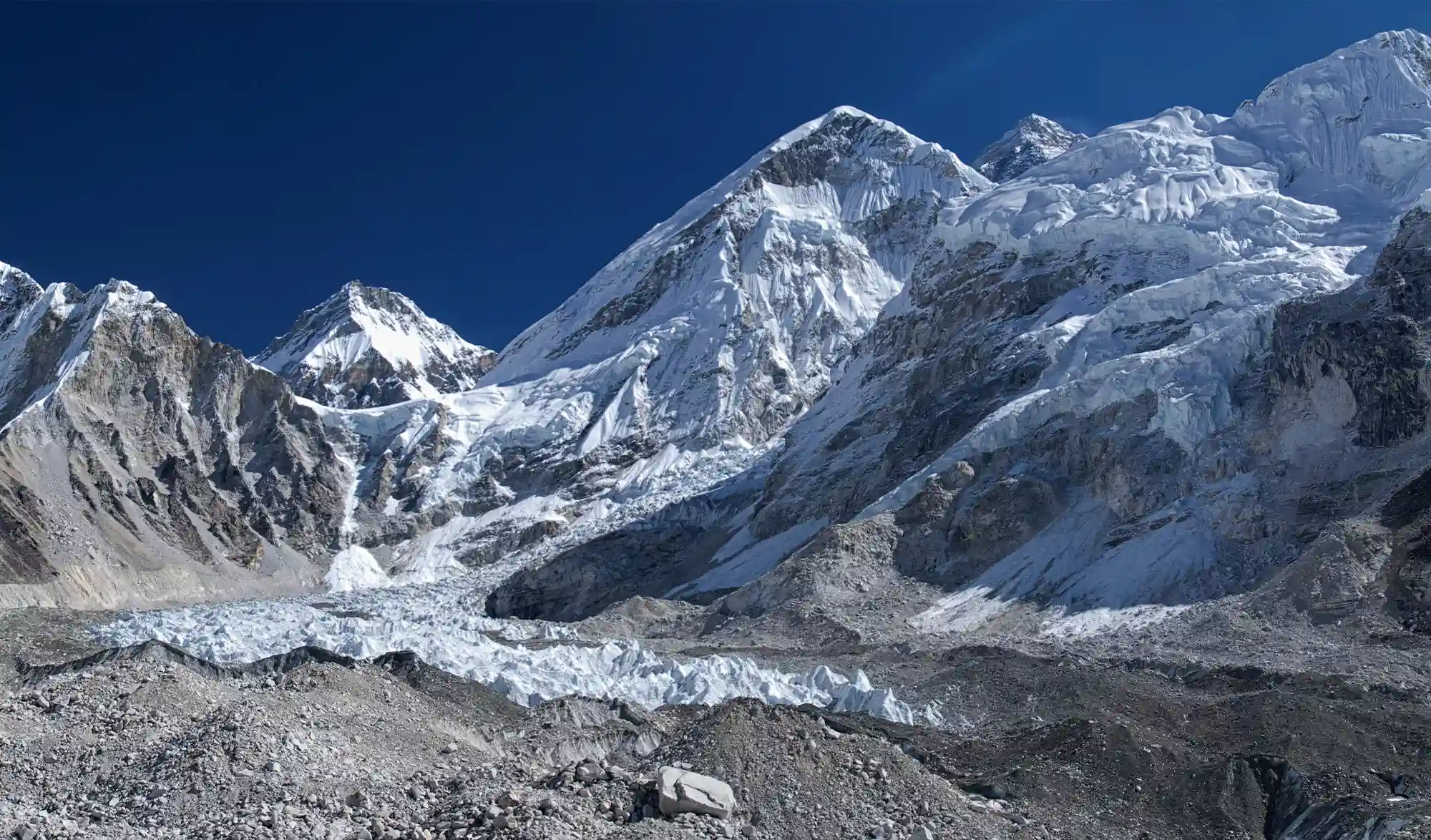 Everest glacier