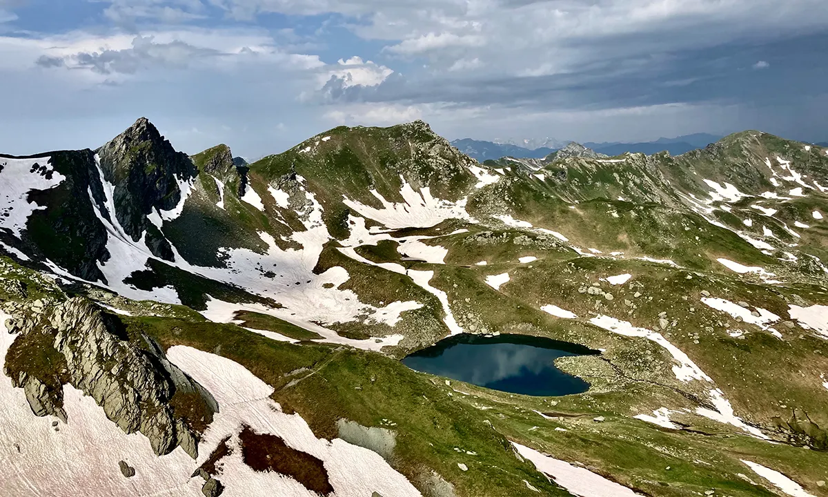 Paysage lac montagne Balkans