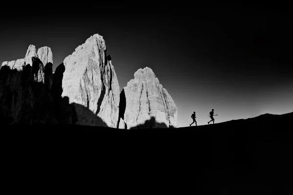 Lavaredo Ultra Trail noir et blanc