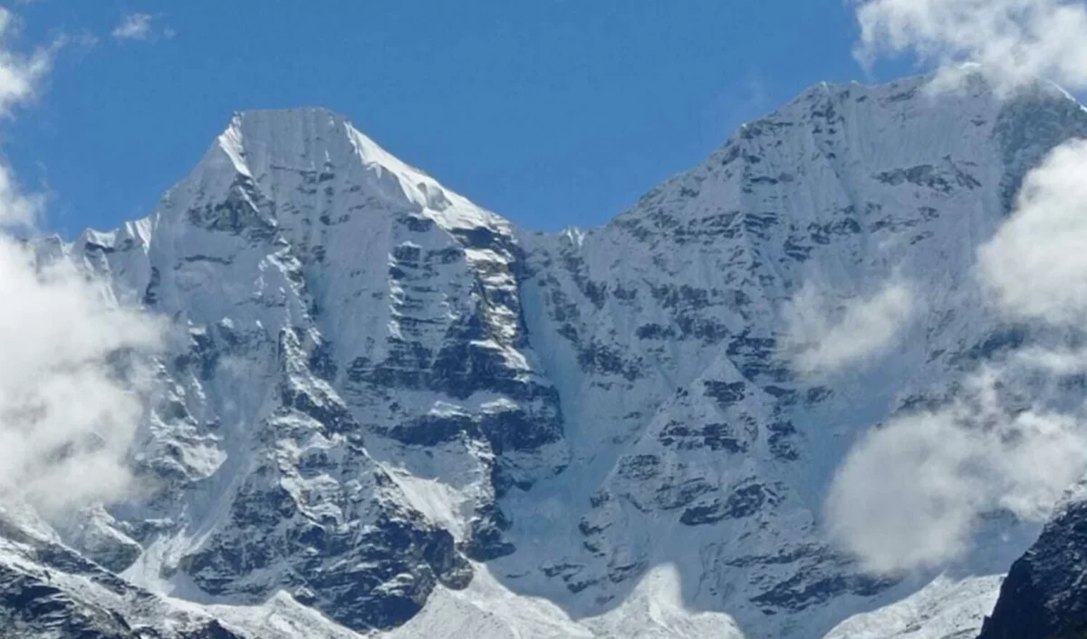 Face ouest du Mingbo Eiger