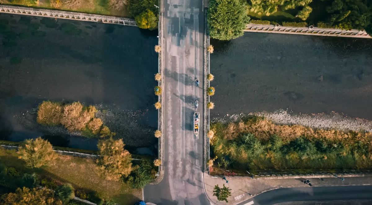 Expedition Pastique'Adour Bikepacking bateau plastique drone