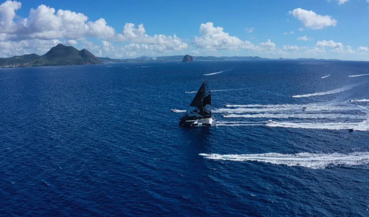 Arrivée Maxi Edmond de Rothschild à la Transat Jacques Vabre