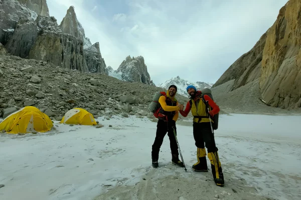 Frozen Fight Club - big wall dans le Karakorum