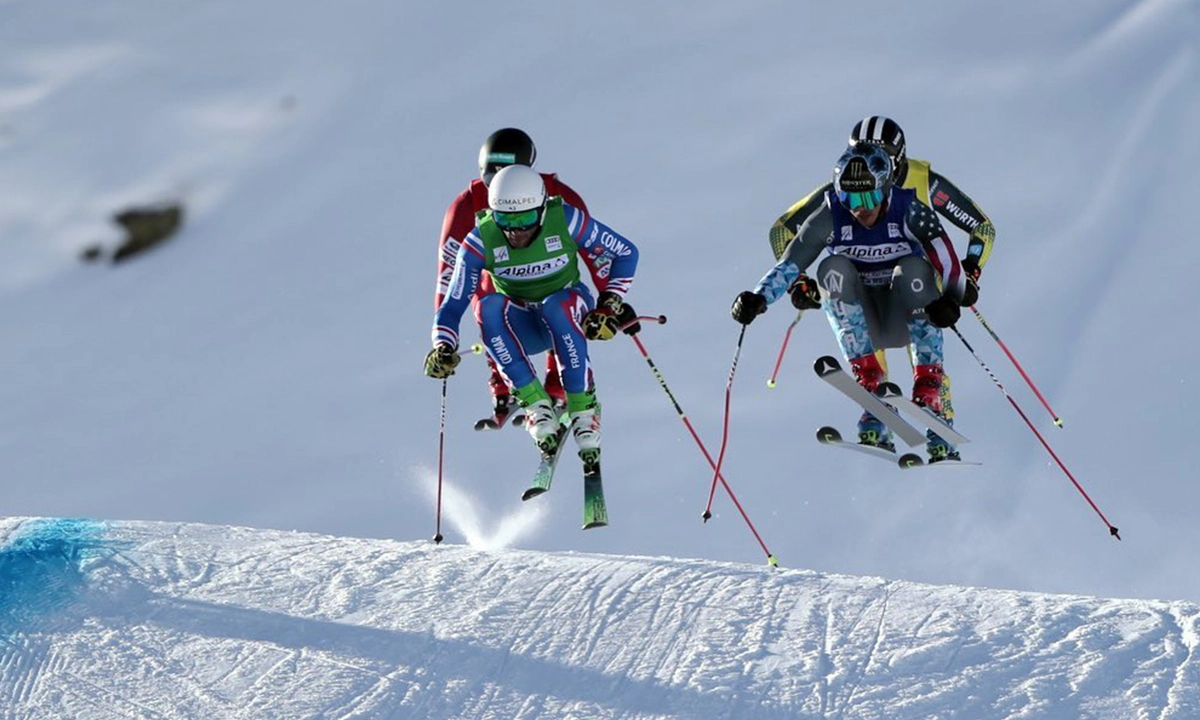 Terence Tchinknavorian ski cross