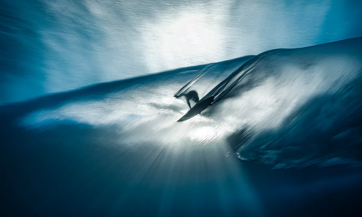 photo surf sous l'eau