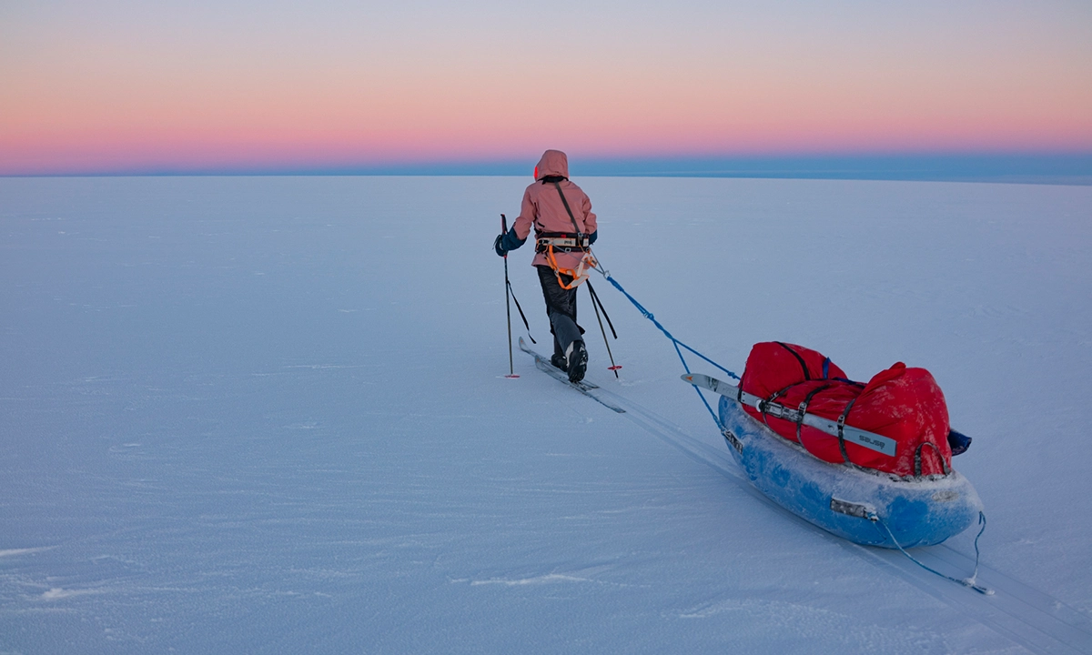 Caroline Côté a ski en Arctique