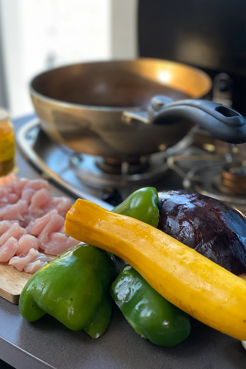 cuisine poivron courgette poulet naturopathe on the road