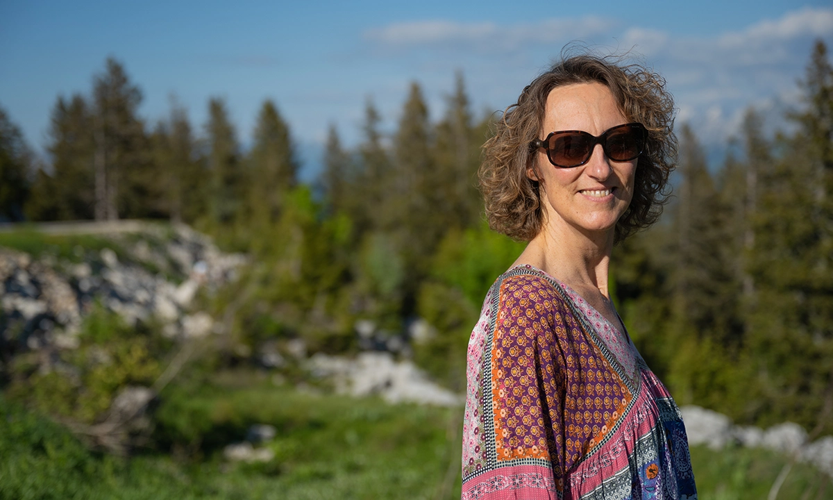 portrait naturopathe on the road