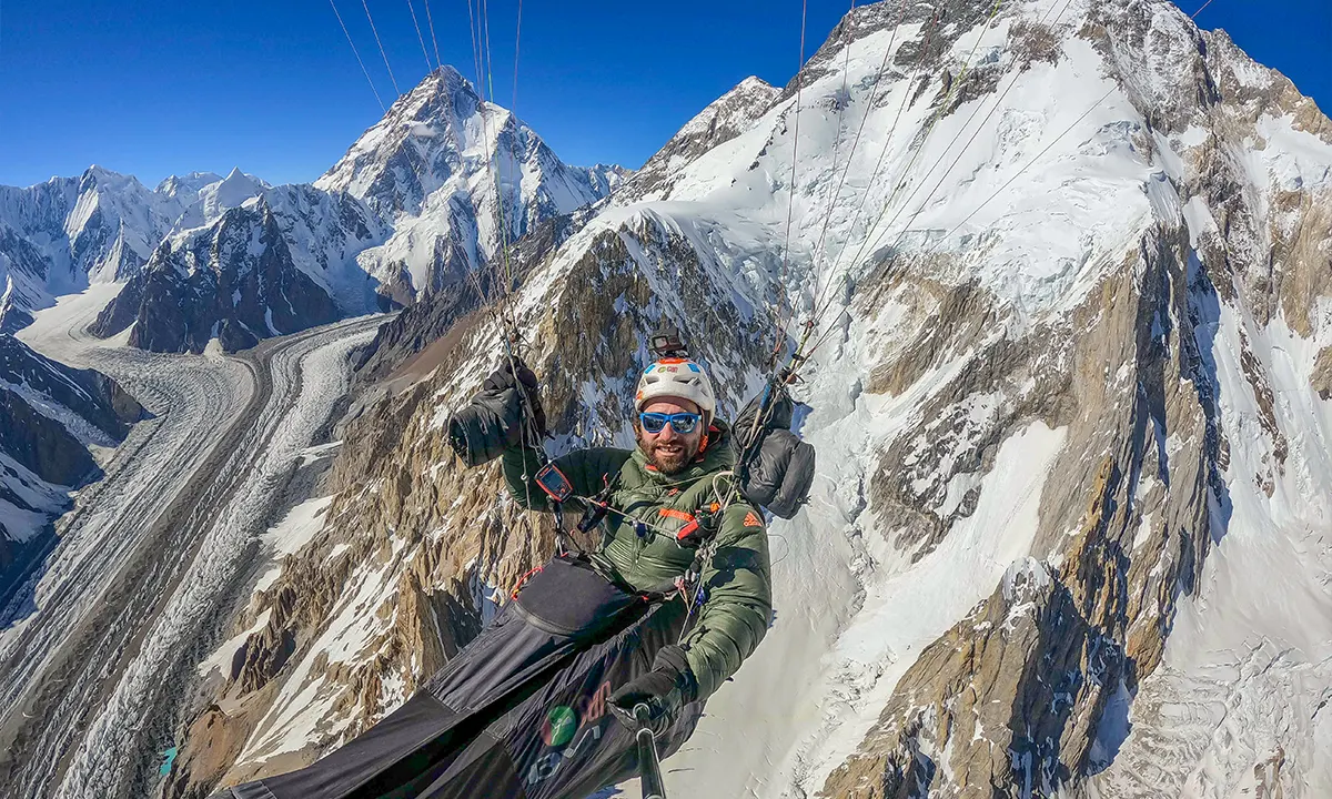 Antoine Girard vol en parapente a 8000 mètres