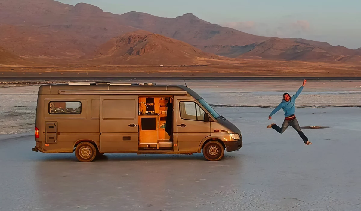 Benjamin Brière vanlife Iran