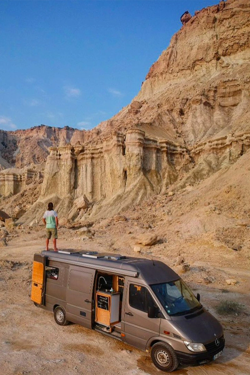 Benjamin Brière vanlife Iran