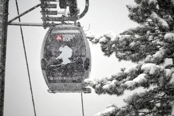 Telepherique a baqueira beret en Espagne