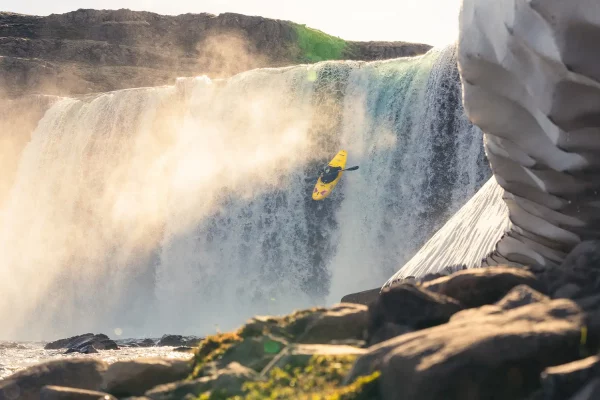 Aniol Serrasolses Kayak Islande Jötunn