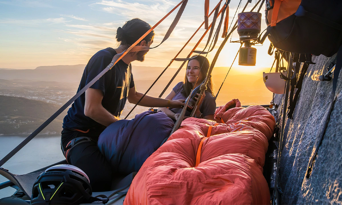 nuit portaledge au Mont Veyrier Annecy