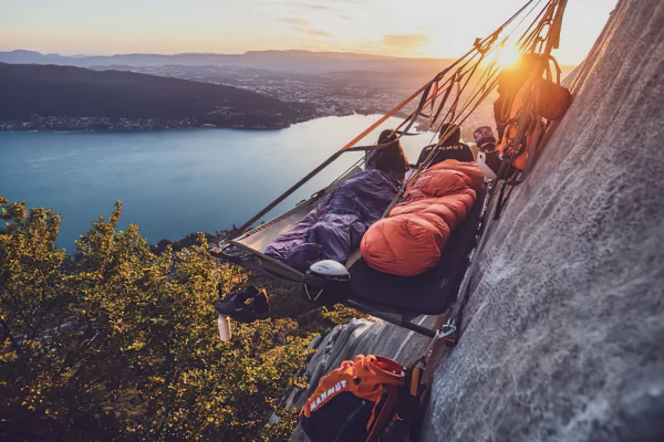 nuit portaledge au Mont Veyrier Annecy