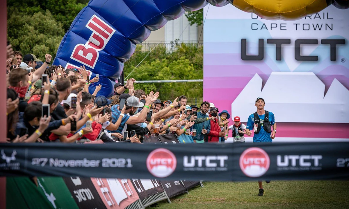 Victoire de Jim Walmsley à l'Ultra Trail Cap Town