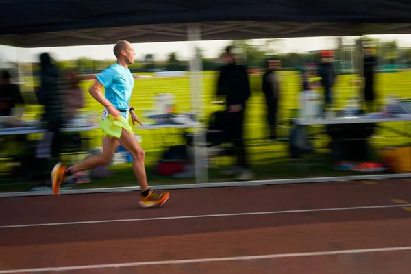 Aleksandr Sorokin record du monde 50 et 100 km