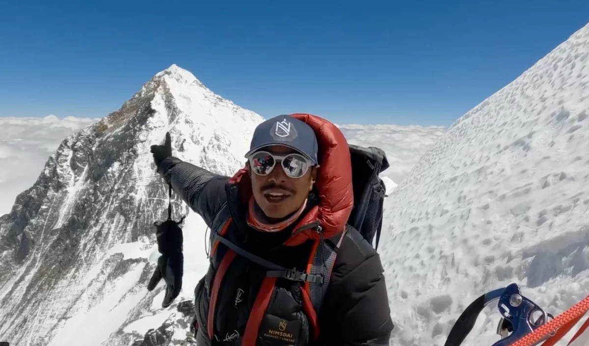 Nims Dai annonce la premiere traversée Everest Lhotse sans 02