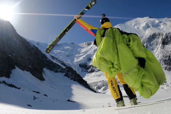 Superfrenchy ski BASE jump dome du goûter