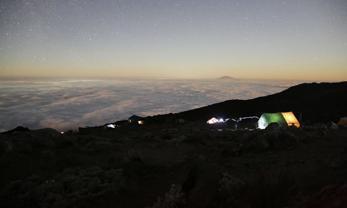 tentes de nuit - Expédition Kilimandjaro 2022 APART