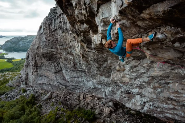 Seb Bouin escalade Thor, Norvège