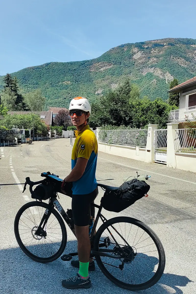 Symon Welfinger Bike Climb Sialouze