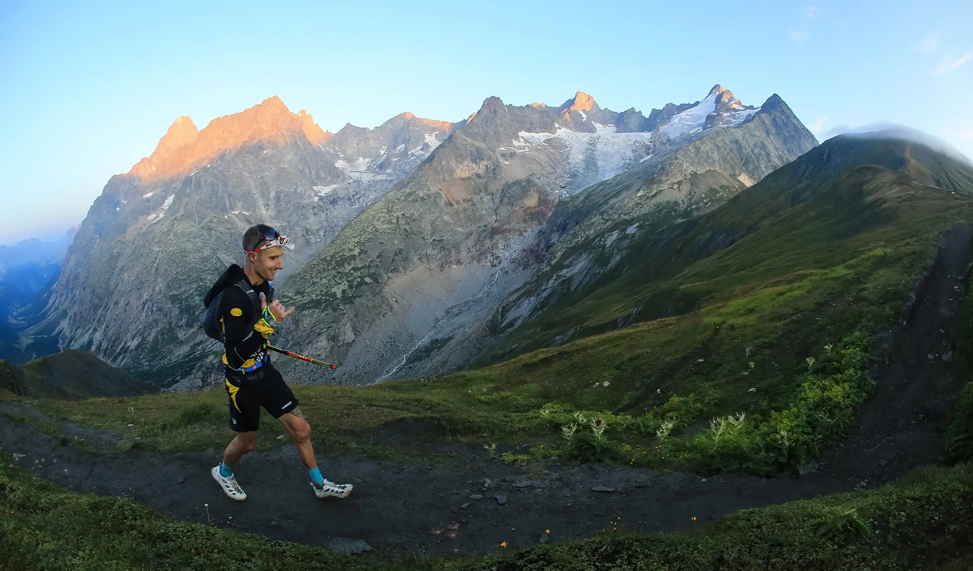 Scott Hawker au grand col Ferret UTMB 2019