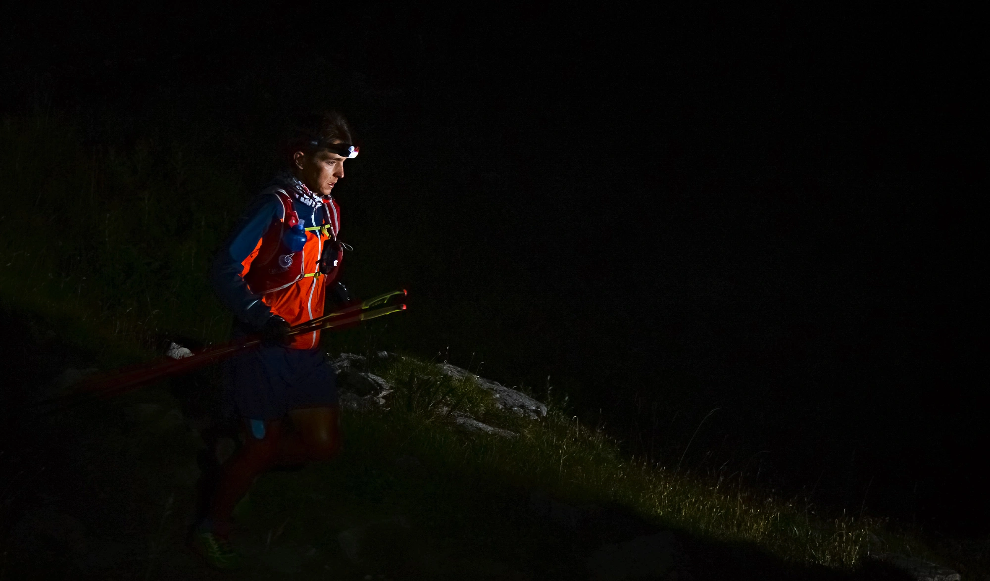 Xavier Thevenard de nuit UTMB 2108