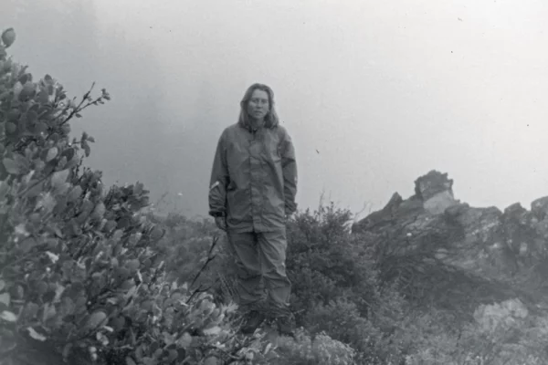 Cheryl Strayed sur le PCT près de la frontière de l'Oregon, août 1995.