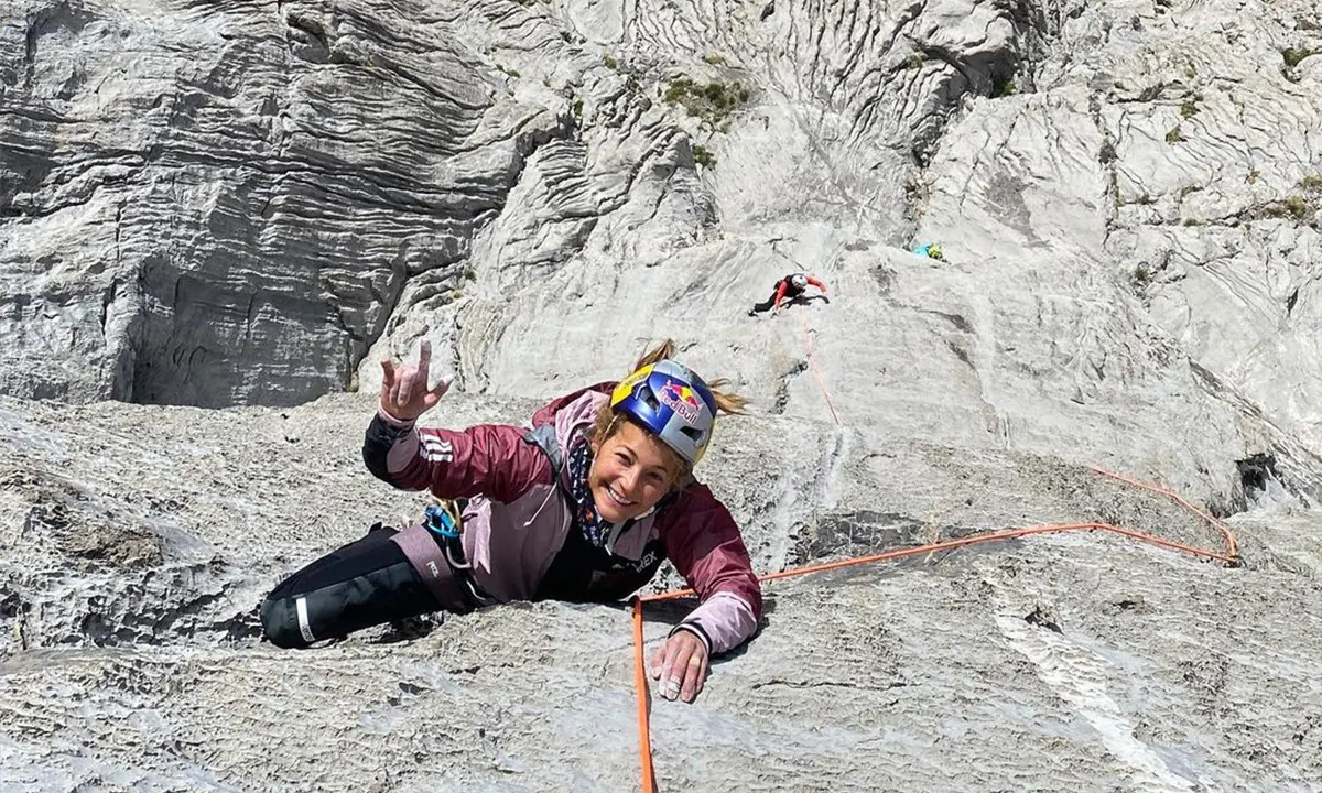 première ascension féminine de RAYU