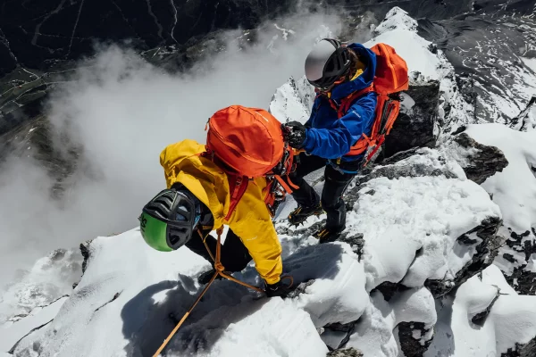 Gabriel Tschurtschenthaler cordée alpinisme crête
