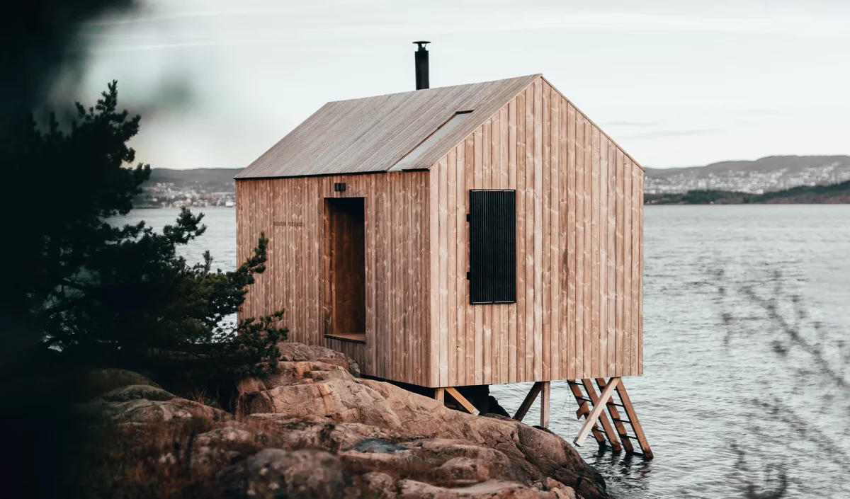 Sauna au bord d'un lac