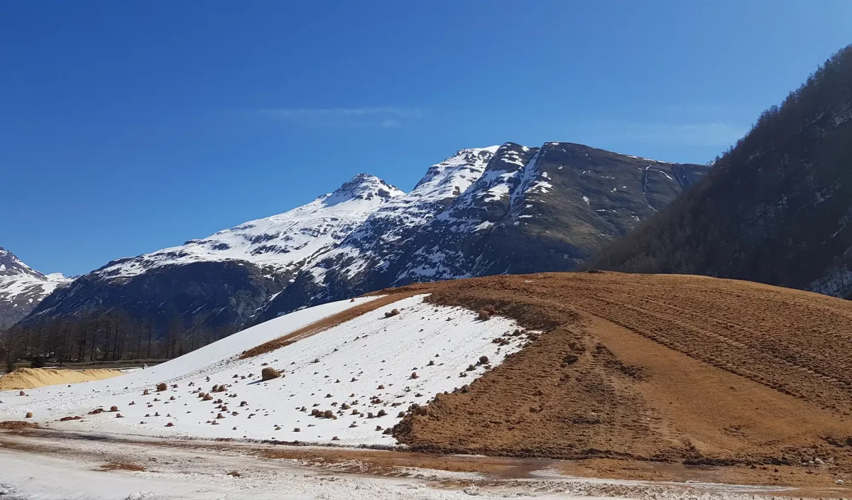 Snowfarming Bessans