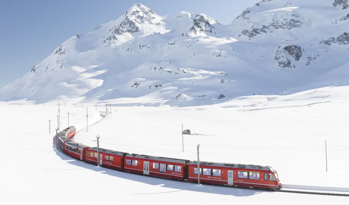 Train montagne neige