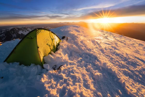 Bivouac au sommet du Mont-Blanc Instinct Sauvage