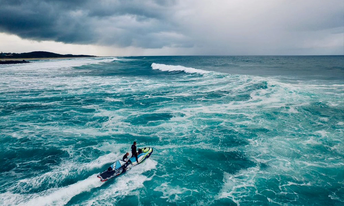 Matt Formston surfeur aveugle jetski