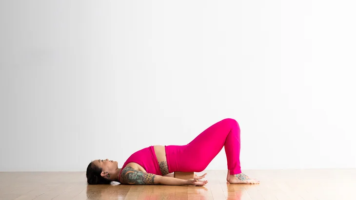 15 positions de yoga pour bien dormir