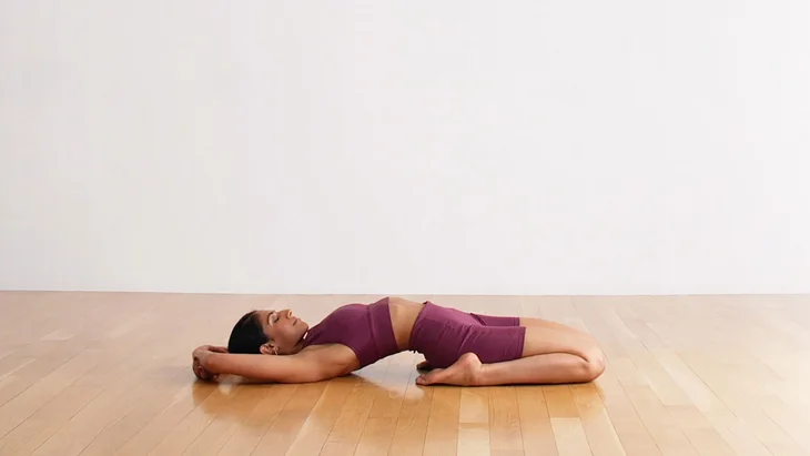 15 positions de yoga pour bien dormir
