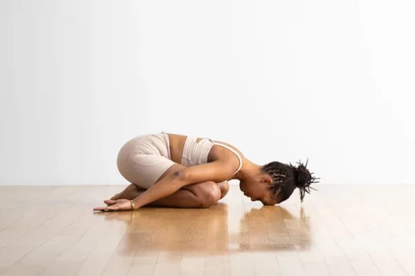 Balasana (Posture de l'enfant)