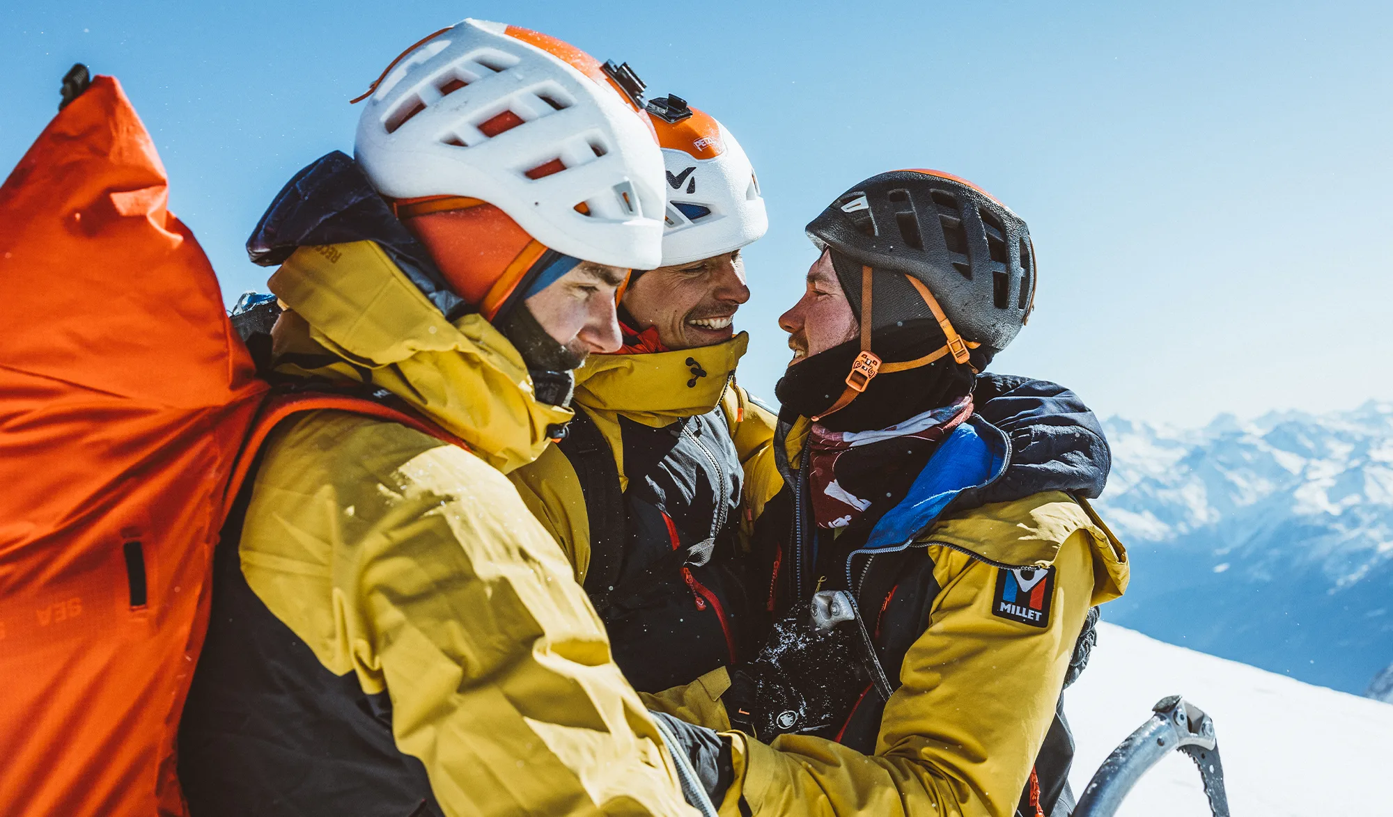 Charles Dubouloz, Symon Welfringer et Clovis Paulin dans la Directissime de la Pointe Walker en hivernal