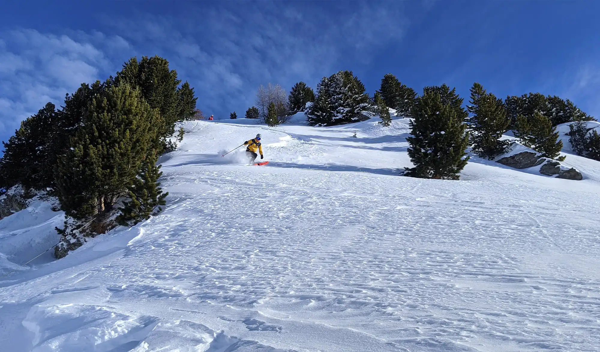 Simon Akam ski hors-piste