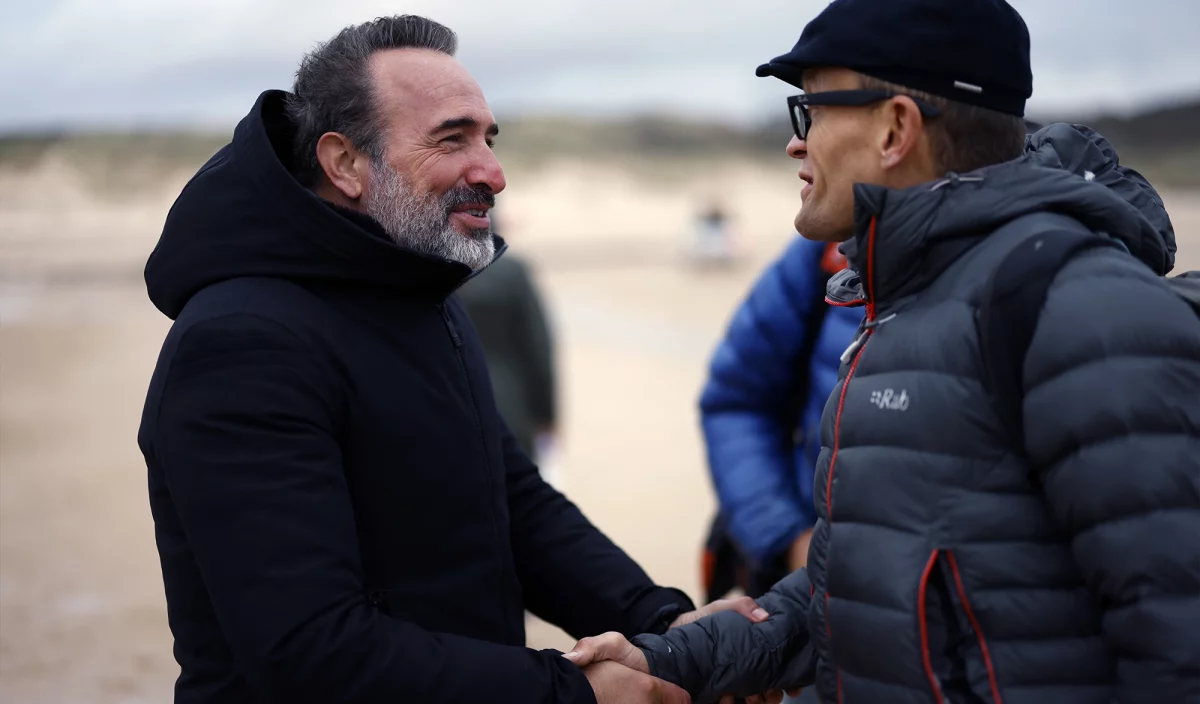 Rencontre entre Jean Dujardin et Sylvain Tesson