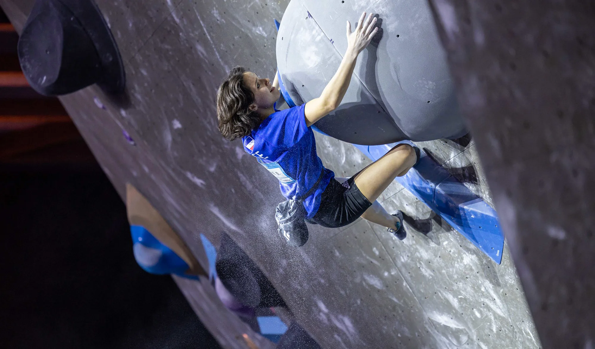 Oriane Bertone escalade