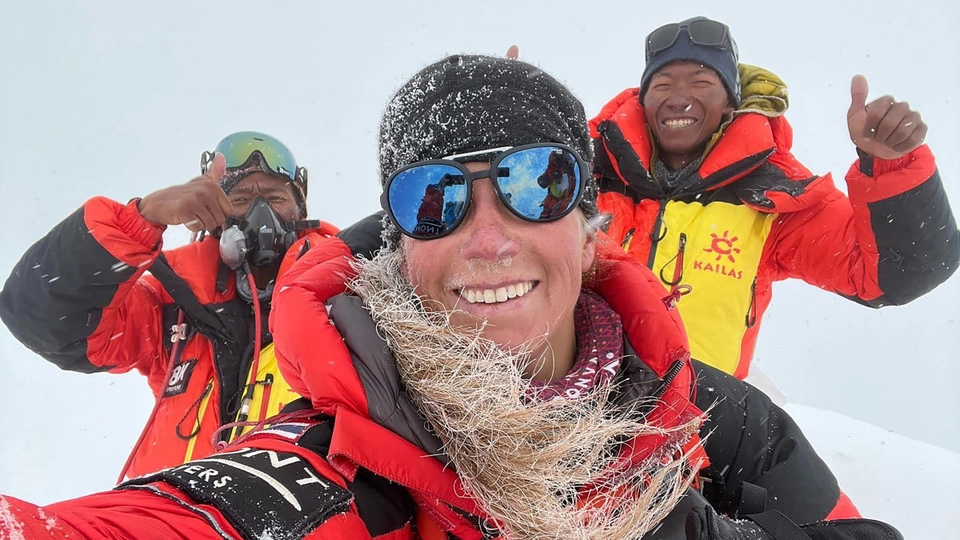 Pasdawa, Kristin Harila et Dawa Ongju Sherpa au sommet de K2.